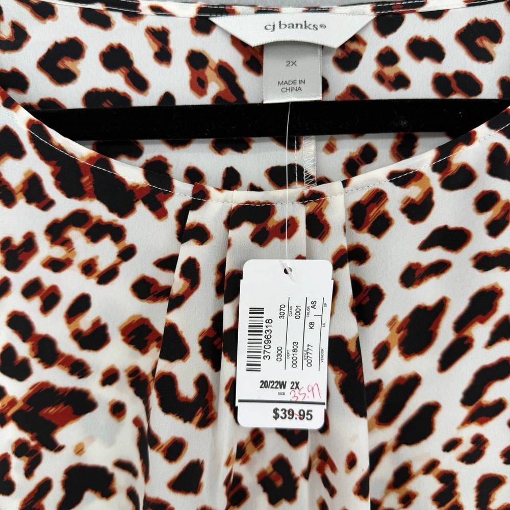 CJ Banks Womens 2X Leopard Tropical Floral Sleeveless Blouse Pleated Neck NWT - Picture 4 of 7